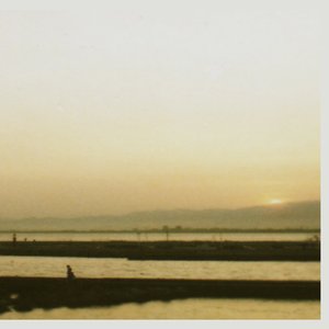 18厘米裸男自慰吞精
